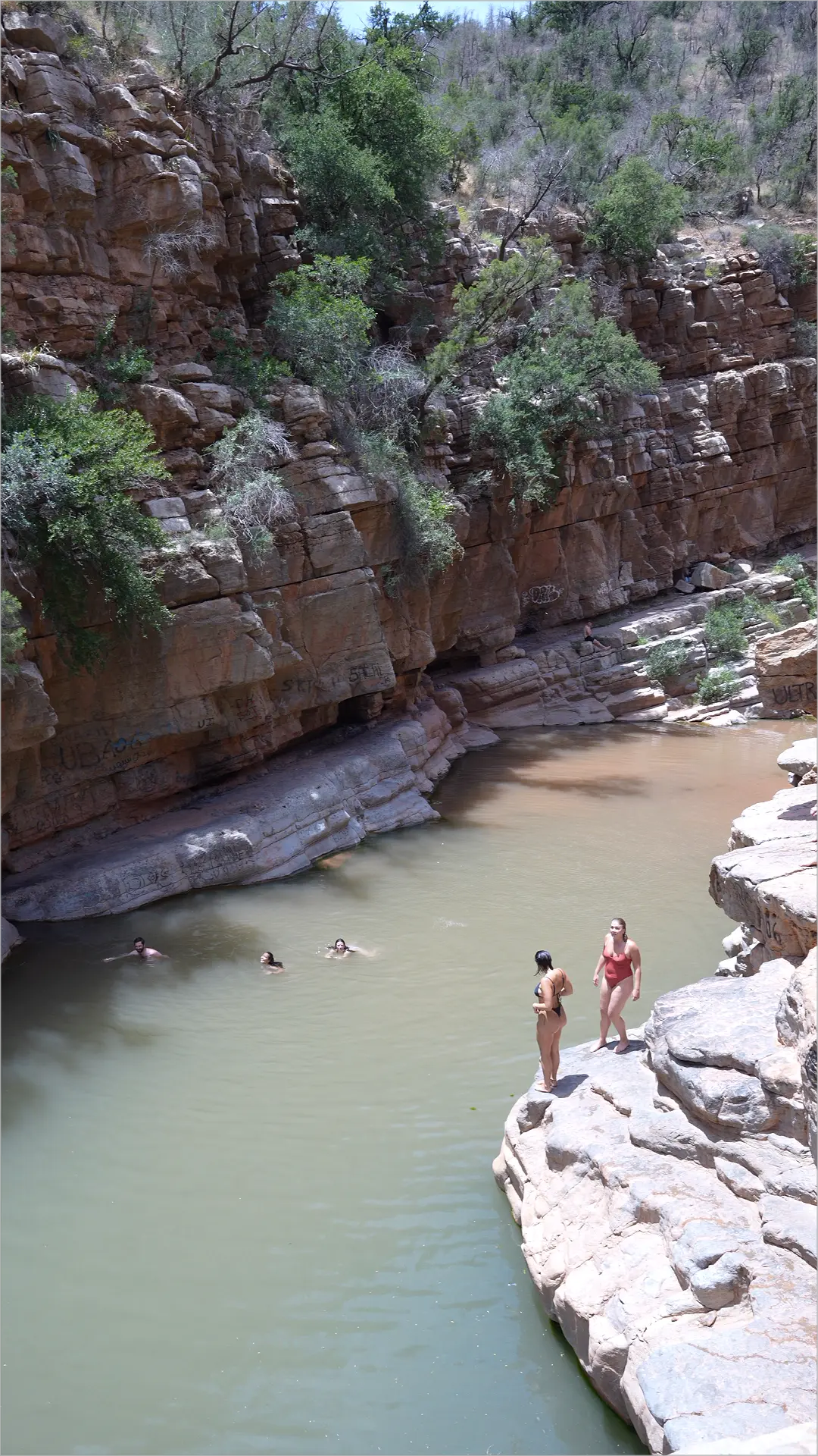 Paradise Valley — photo 1